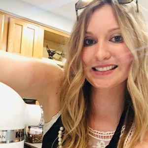 Meet your Posher, Katelynn